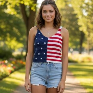 Moon & Madison  Red, White And Blue Flag Knit Tank Top Size XS